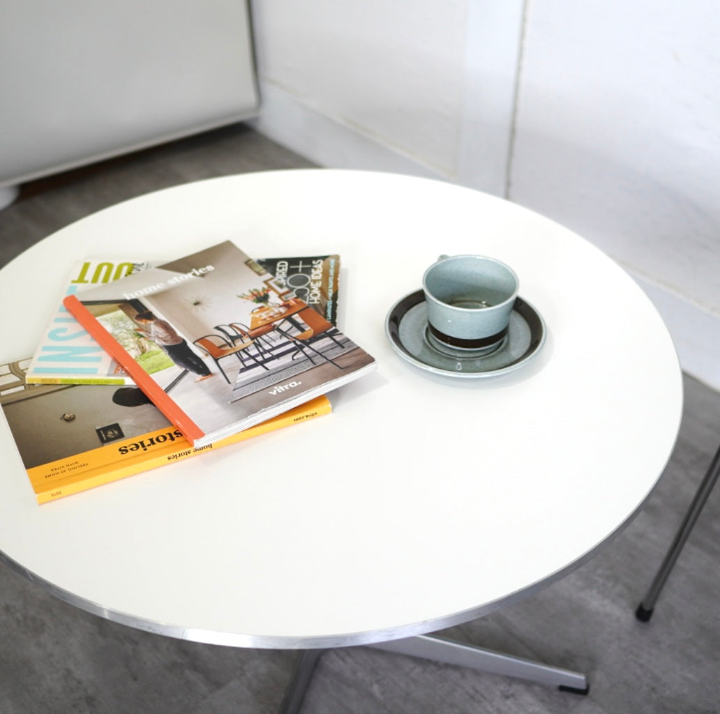 フリッツ・ハンセン / FRITZ HANSEN テーブルシリーズ A222 円形 コーヒーテーブル