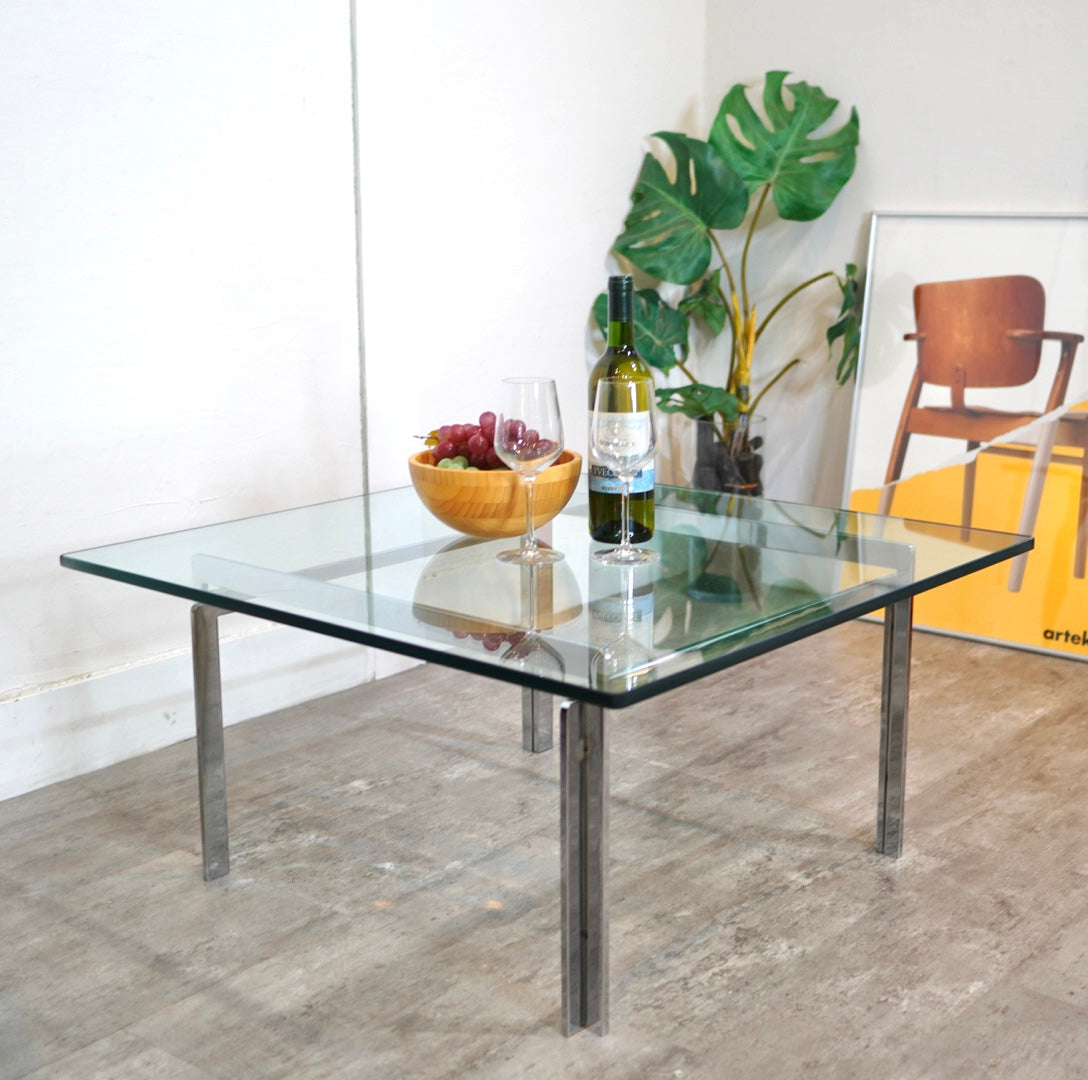 展示品　イタリア　ビンテージ　80年代　アクリル　コーヒーテーブル　ガラス テーブル