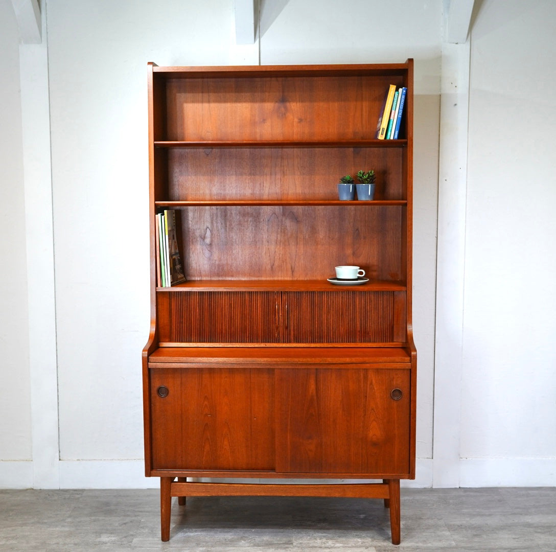 Bornholms Møbelfabrik チーク ヴィンテージブックシェルフ ヨハネス・ソース / Johannes Sorth 蛇腹扉 ヴィンテージ