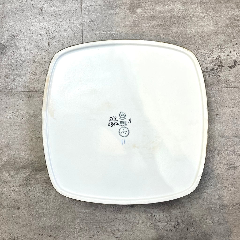 ロイヤルコペンハーゲン / Royal Copenhagen 34 バッカ 角皿 魚 黄色 大　ヴィンテージ