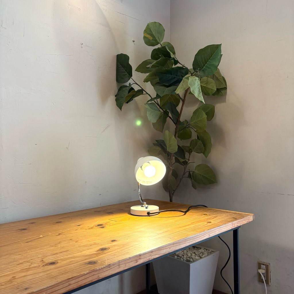 フリッツハンセン / FRITZ HANSEN カイザーイデル  / KAISER IDELL ホワイトミニ テーブルランプ / White mini クリスチャン・デル