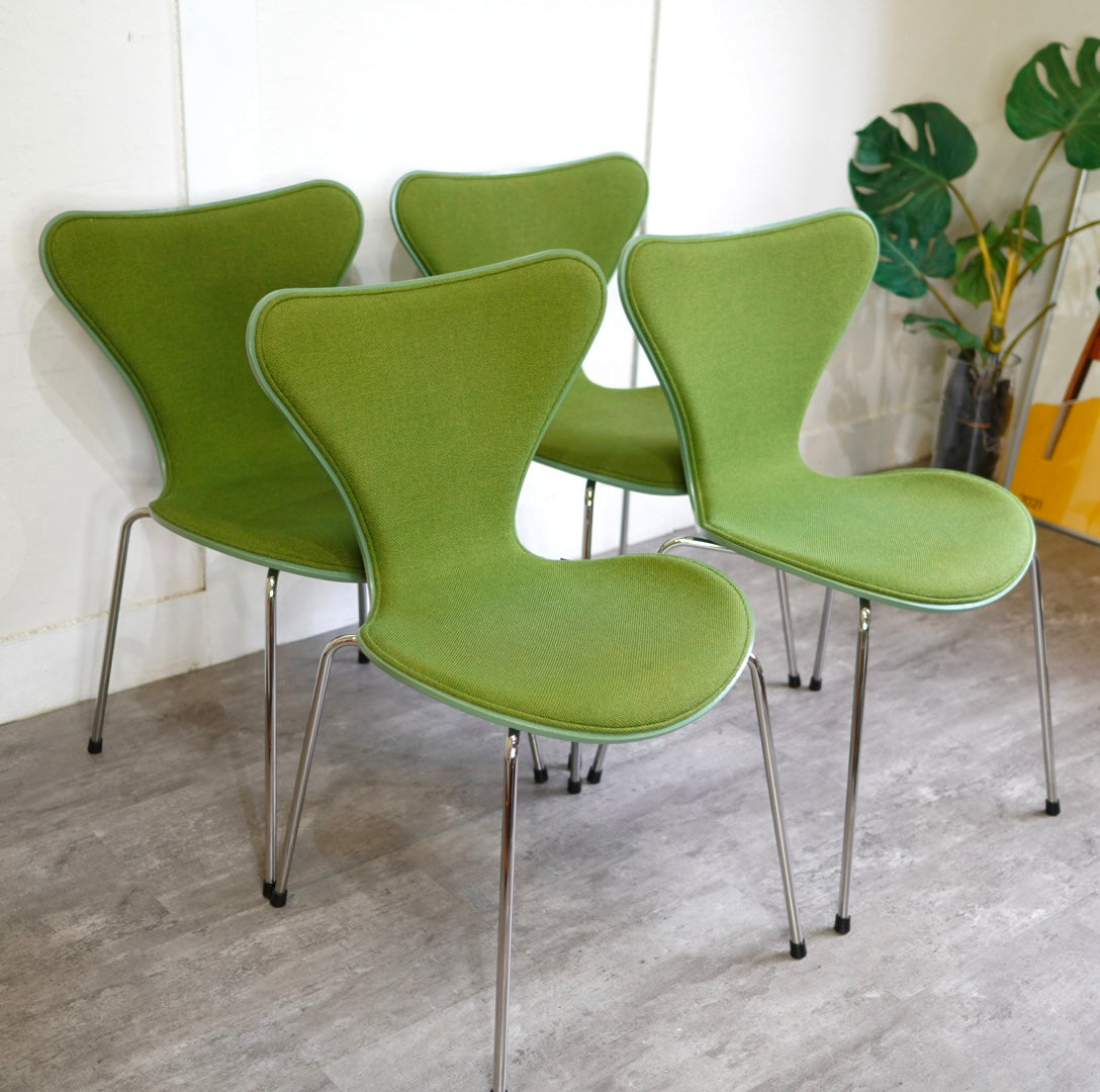 フリッツ・ハンセン / FRITZ HANSEN セブンチェア  アルネ・ヤコブセン フロントパディング