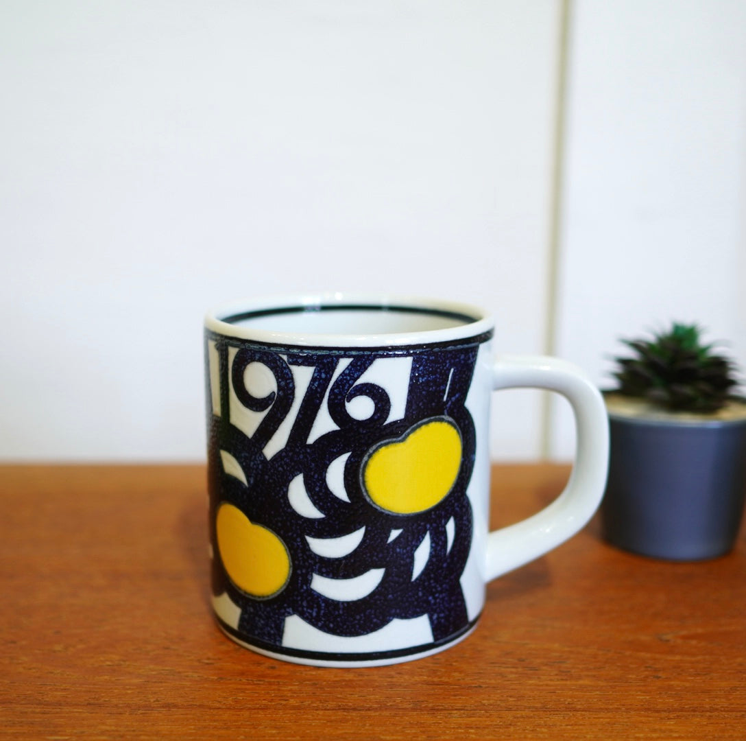 ロイヤルコペンハーゲン / ROYAL COPENHAGEN 1976年 イヤーマグ / Year Mag 【Lサイズ】 ヴィンテージ マグカップ - Restyle