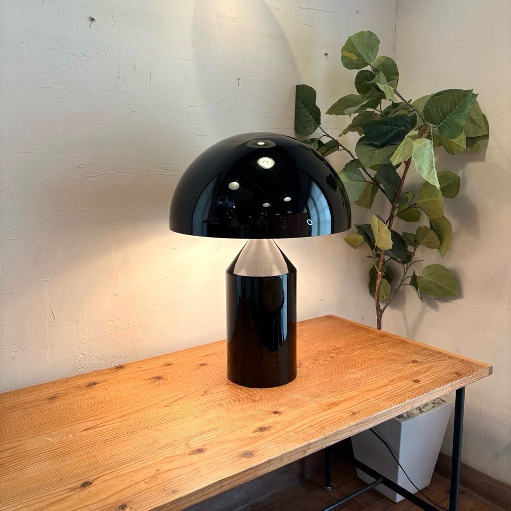 オルーチェ / Oluce アトーロ / Atollo 233 テーブルランプ メタルタイプ ヴィコ・マジストレッティ