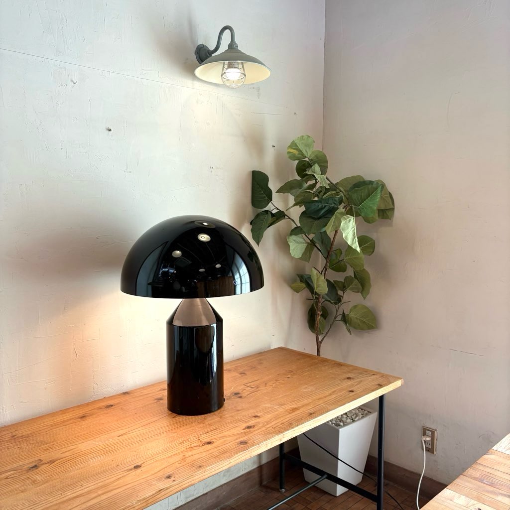 オルーチェ / Oluce アトーロ / Atollo 233 テーブルランプ メタルタイプ ヴィコ・マジストレッティ