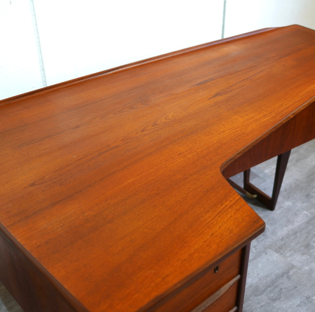 Lovig dansk design ヴィンテージ北欧ブーメランデスク Peter Løvig Nielsen チーク