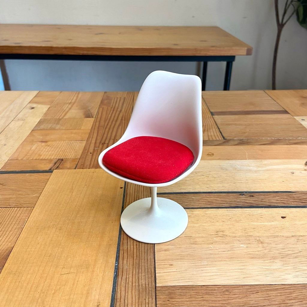 ヴィトラ / Vitra ミニチュアコレクション チューチップチェア 1/6