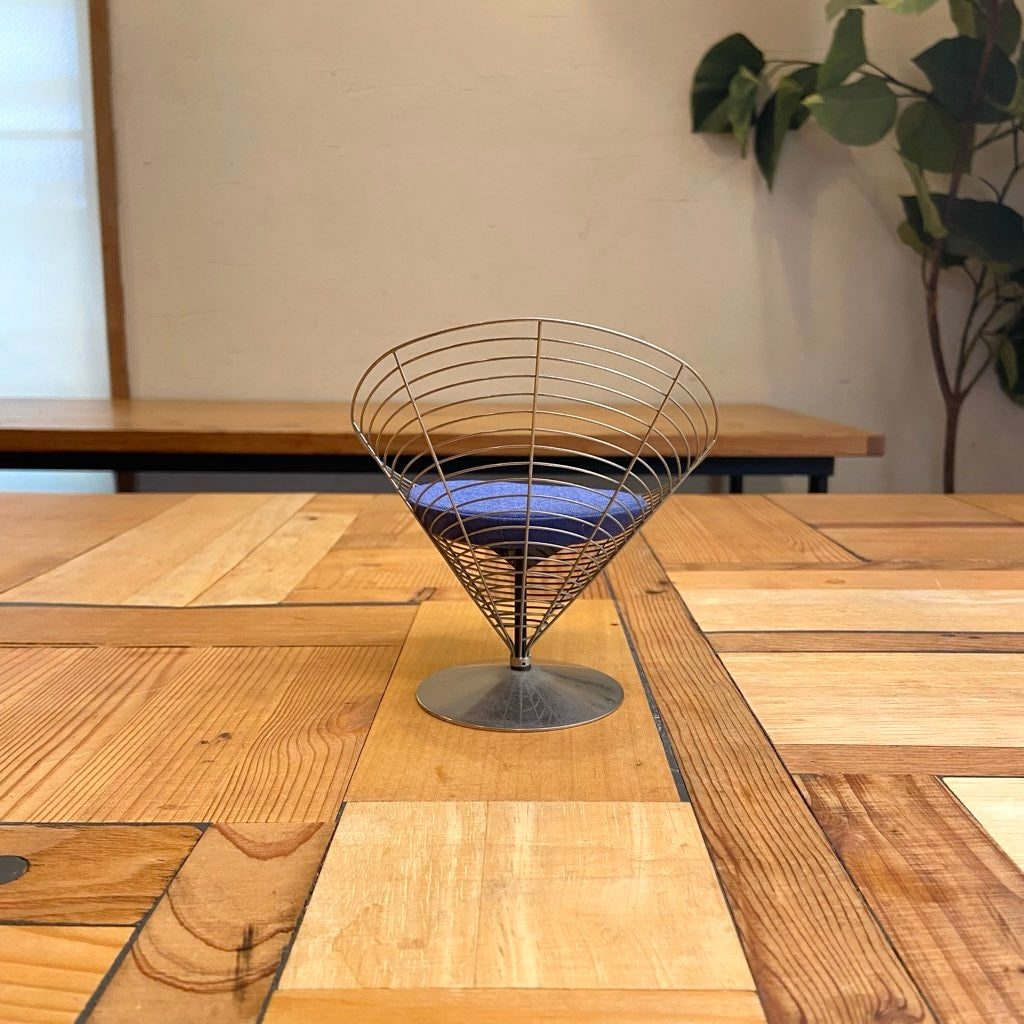 ヴィトラ / Vitra ミニチュアコレクション ワイヤーコーンチェア 1/6