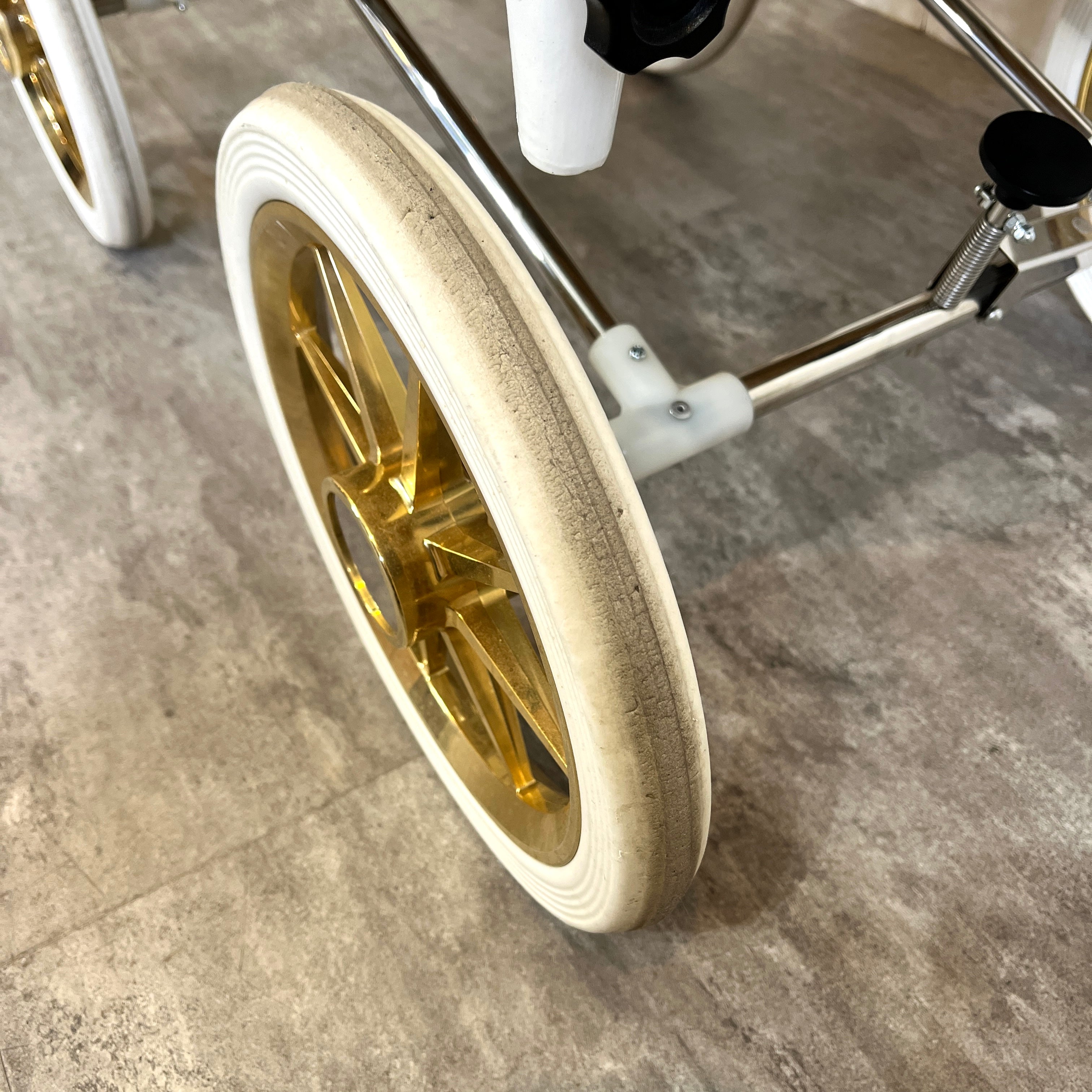 東京乳母車 Pousse-Pousse STANDARD / プスプス スタンダード クラシック 日除け幌＆敷きマット付き