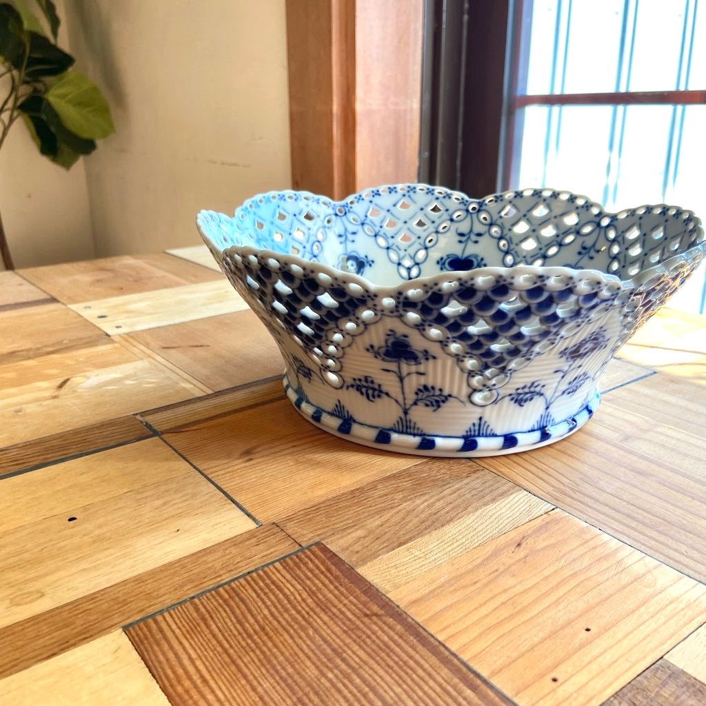 ロイヤルコペンハーゲン / Royal Copenhagen ブルーフルーテッド フルレース フルーツバスケット