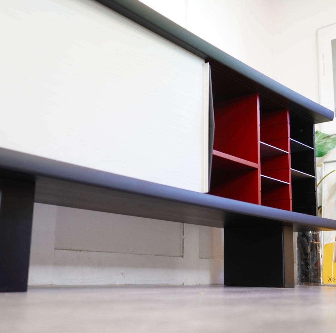 カッシーナ / Cassina  513 リフレッソ / RIFLESSO キャビネット ハイタイプ サイドボード シャルロット・ぺリアン