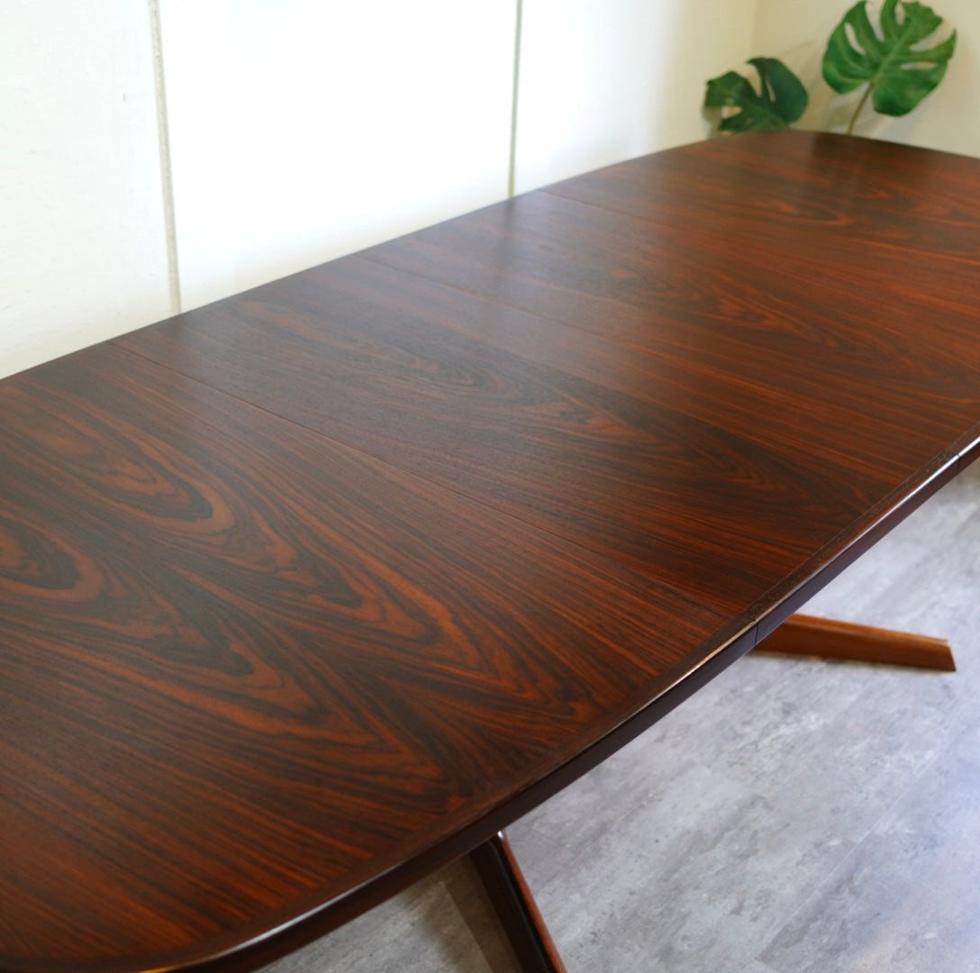 グドメ / GUDME Mobelfabrik 伸長式 ダイニングテーブル ローズウッド デンマーク 北欧