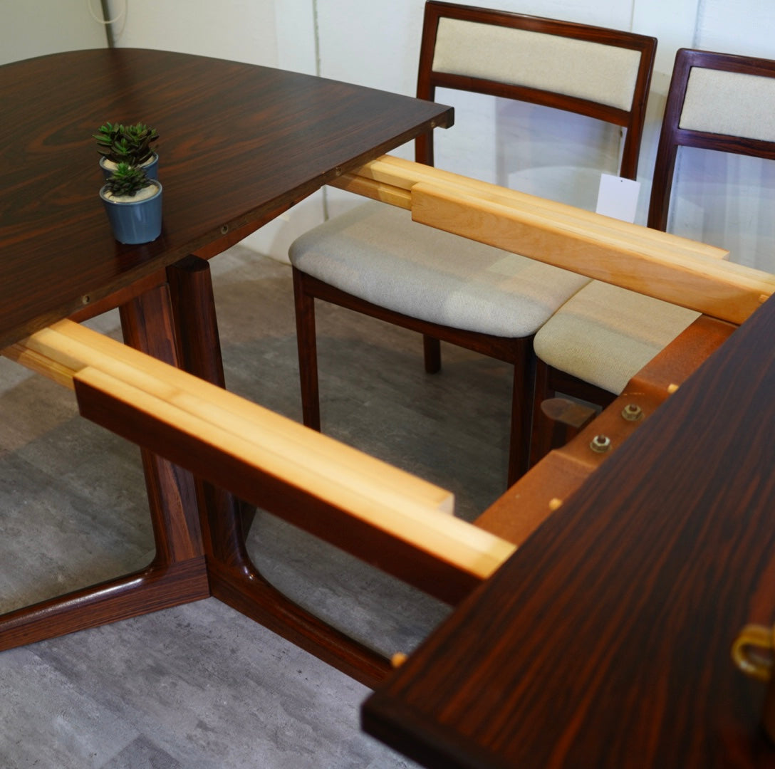 グドメ / GUDME Mobelfabrik 伸長式 ダイニングテーブル ローズウッド デンマーク 北欧