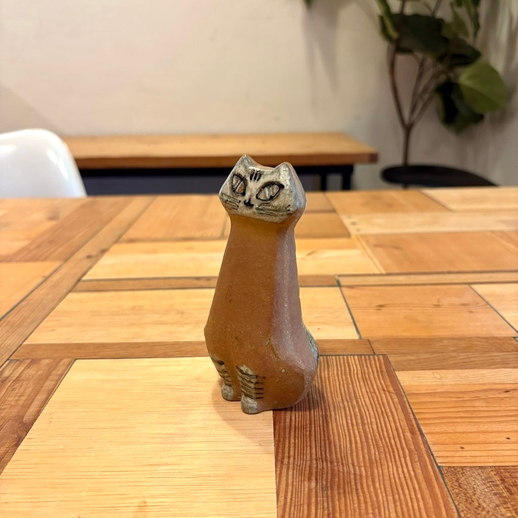 グスタフスベリ / Gustavsberg Lillaxooシリーズ お座り猫