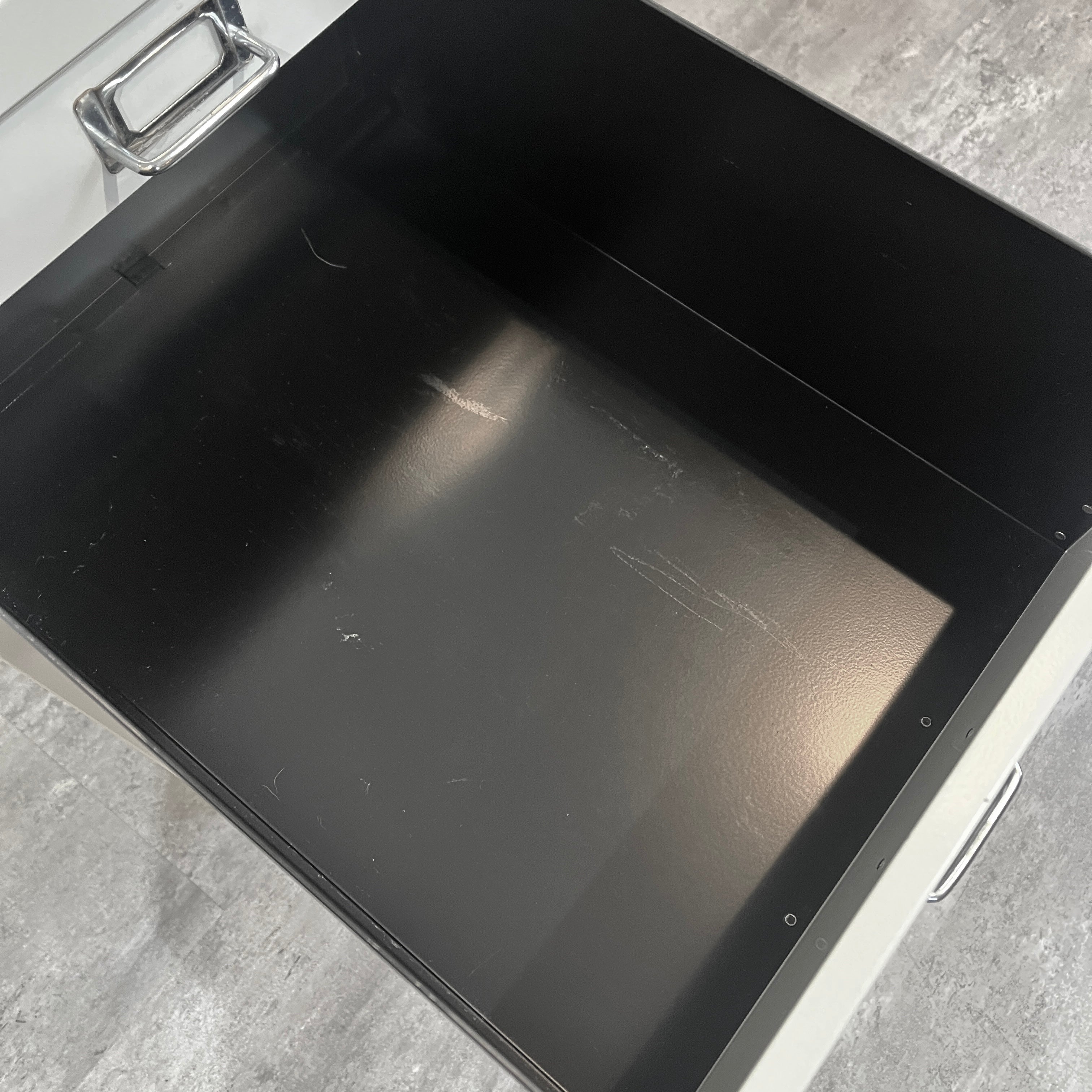 ビスレー / BISLEY A3キャビネット 引き出し4段 ホワイト