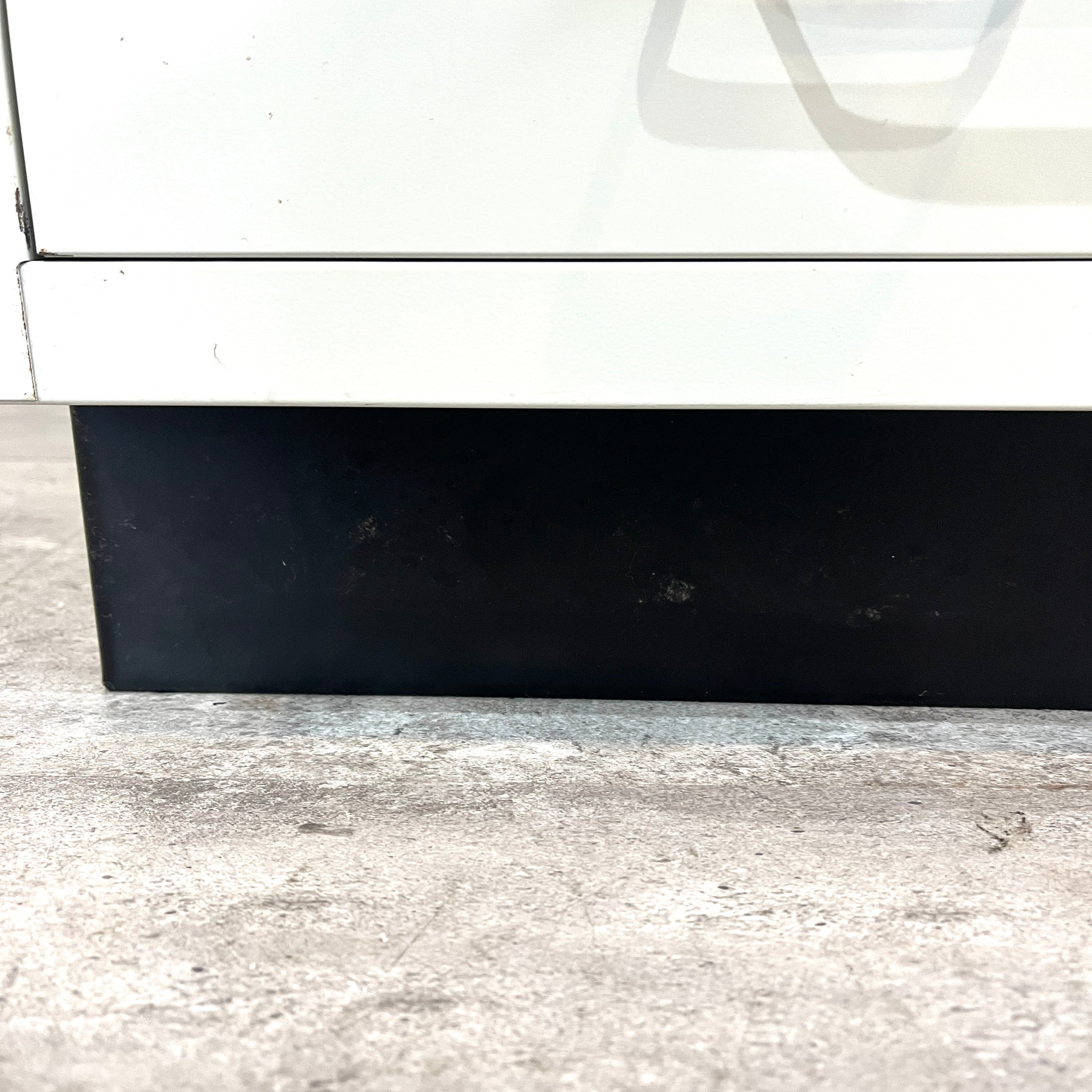 ビスレー / BISLEY A3キャビネット 引き出し4段 ホワイト