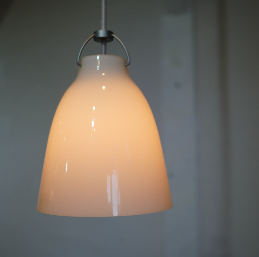 FRITZ HANSEN カラヴァッジオP2 LIGHTYEARS１ カラヴァッジオ マット ペンダントライト P2 / ブラックFRITZ HANSEN