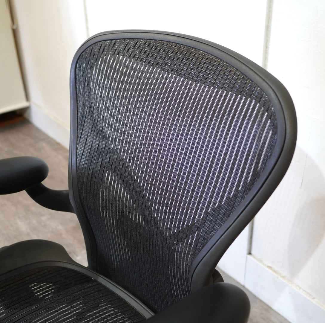 ハーマンミラー / HermanMiller アーロンチェア / Aeron Chairs クラシック  Bサイズ 【2】