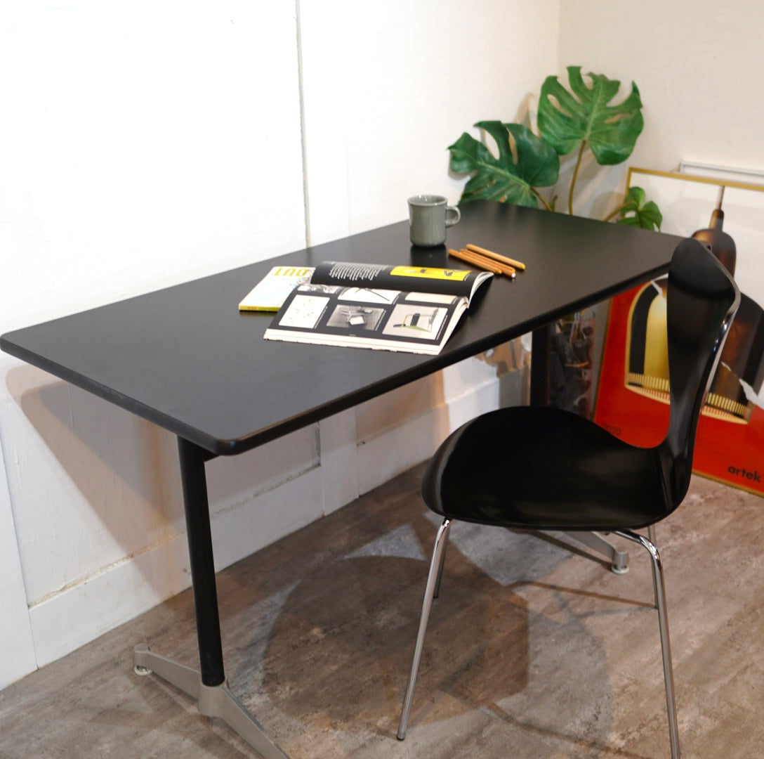 【！送料別！】 Herman Miller コントラクトベース テーブル イームズ ミーティングテーブル ワークデスク テーブル ハーマンミラー オフィス 97121 ハーマンミラー イームズ コントラクトベース テーブル 【公式通販】