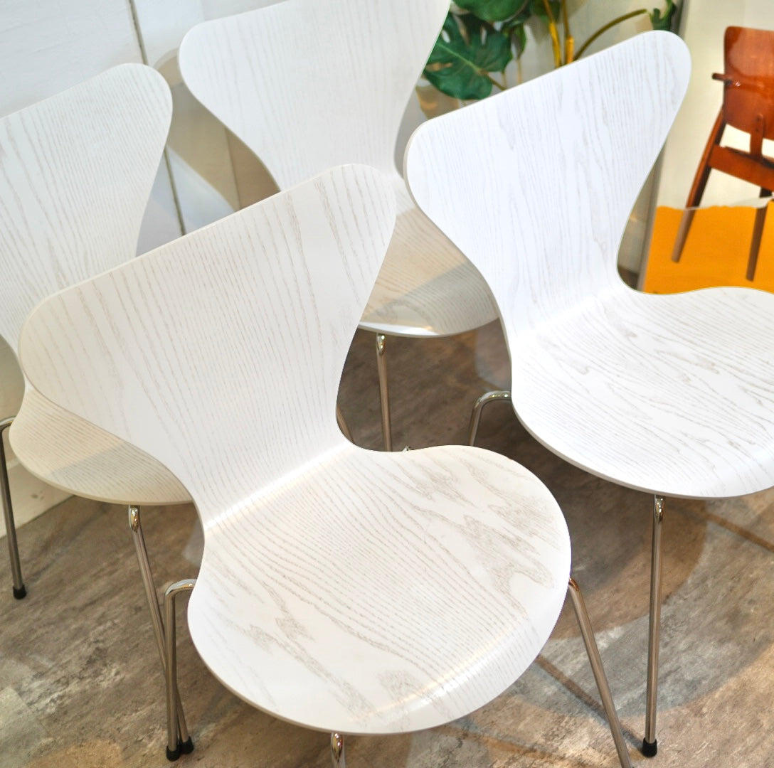 フリッツハンセン　セブンチェア　ホワイト　ヤコブセン フリッツハンセン セブンチェア ホワイト アルネ・ヤコブセン