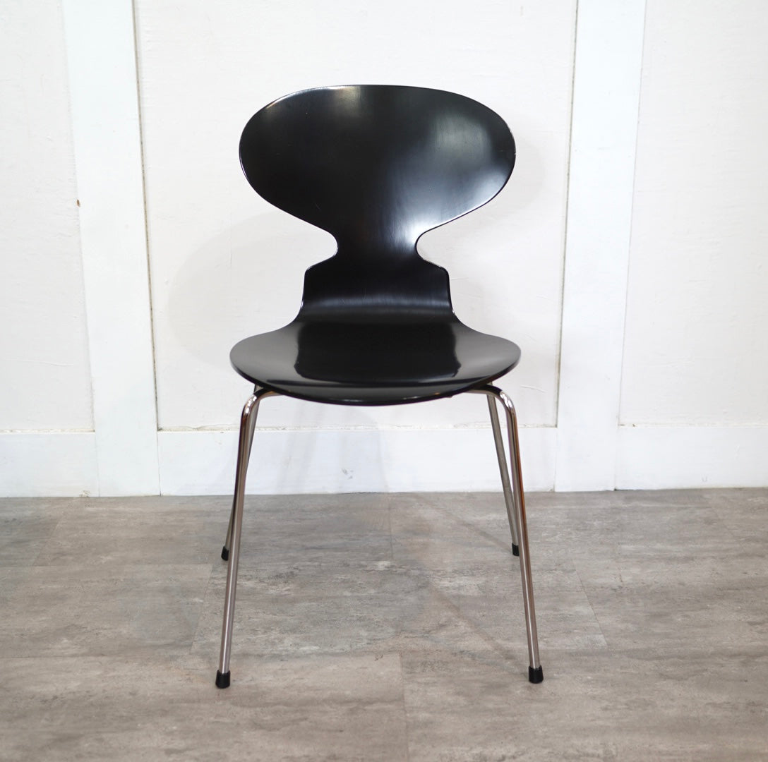 フリッツハンセン / FRITZ HANSEN アントチェア / antchair ラッカー ブラック アルネ・ヤコブセン