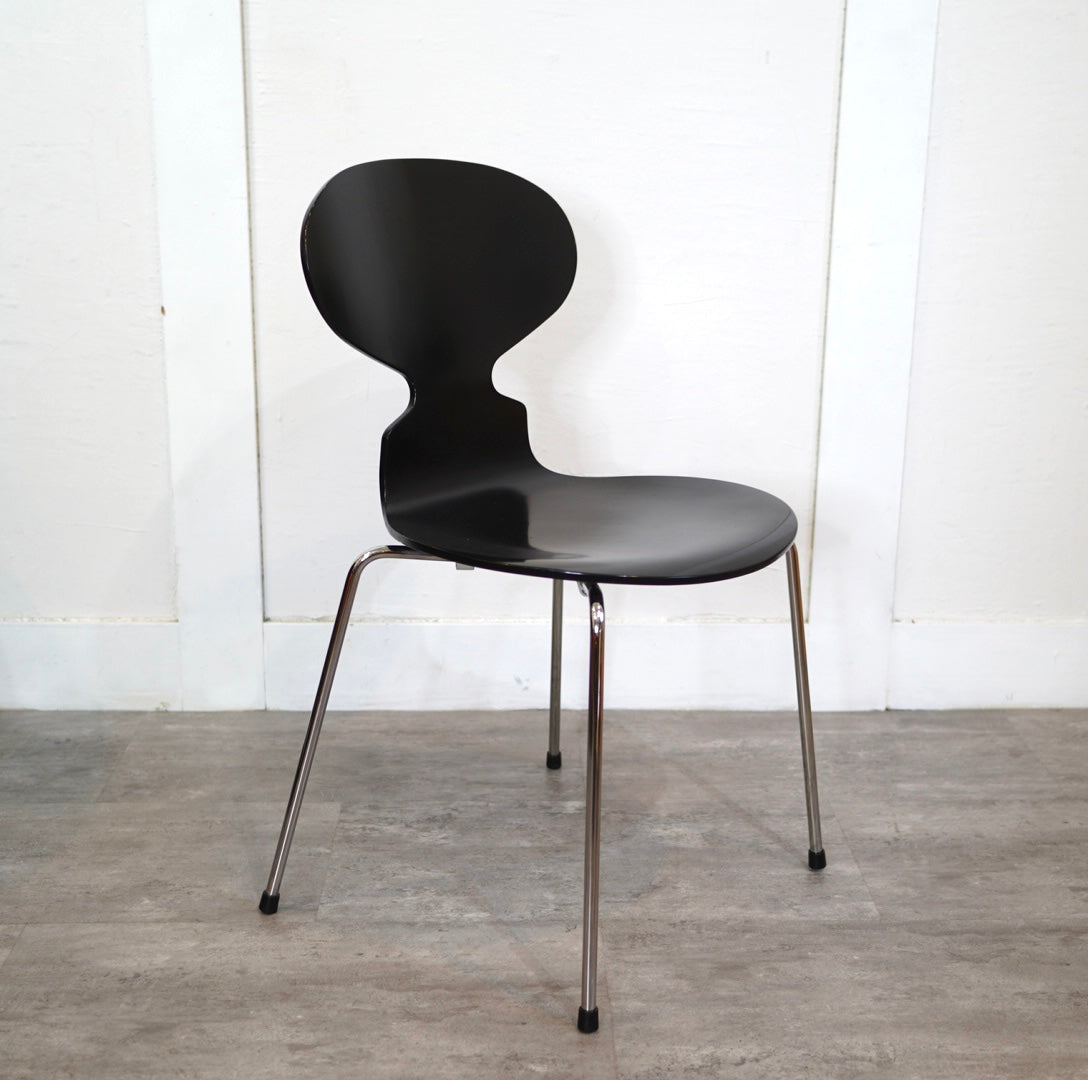 フリッツハンセン / FRITZ HANSEN アントチェア / antchair ラッカー ブラック アルネ・ヤコブセン