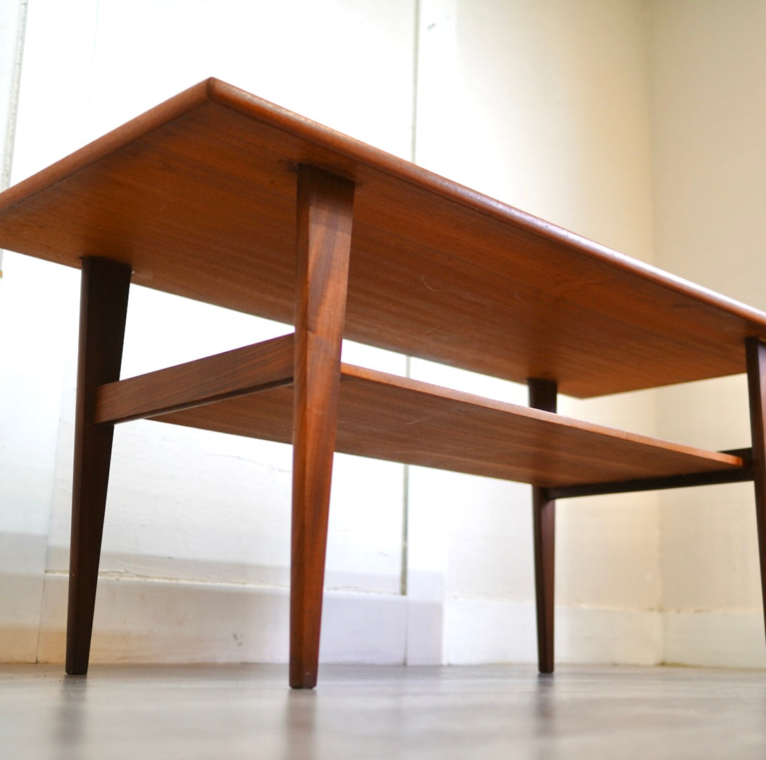 北欧ヴィンテージ ローテーブル【１】 センターテーブル  リビングテーブル  チーク材