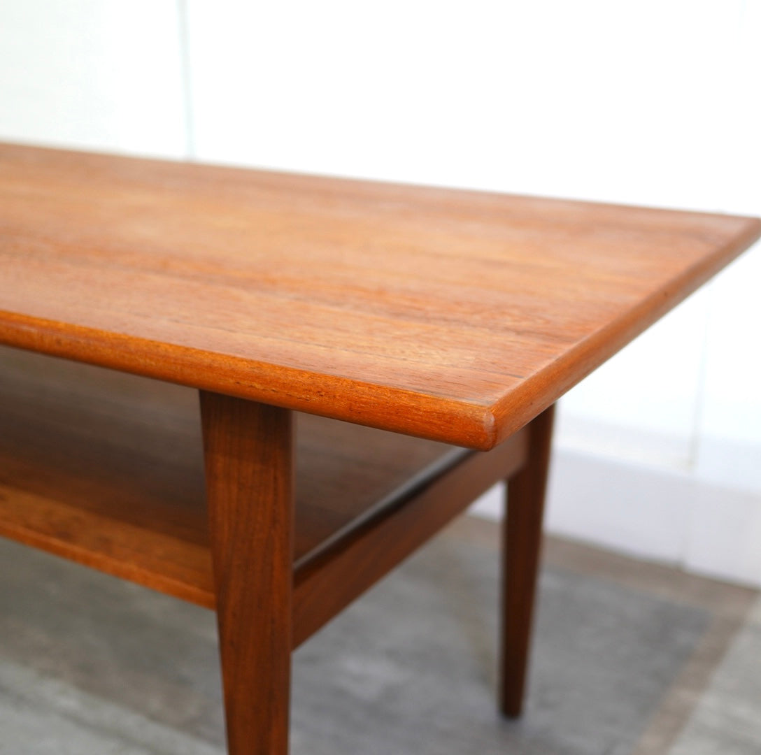 北欧ヴィンテージ ローテーブル【１】 センターテーブル  リビングテーブル  チーク材