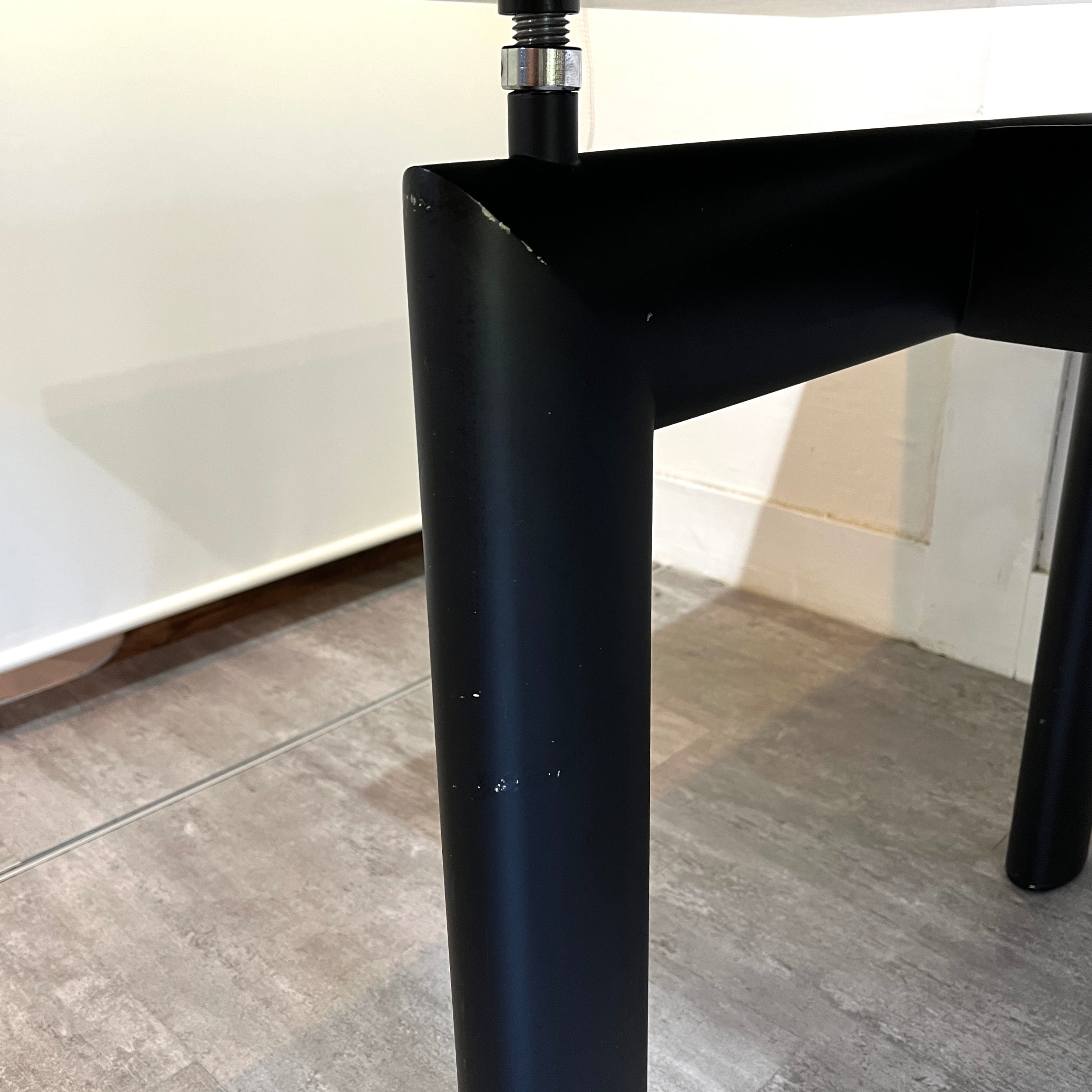 カッシーナ / Cassina LC6 ターブルチューブダヴィオンテーブル / TABLE TUBE D’AVION LC6テーブル ル・コルビジェ