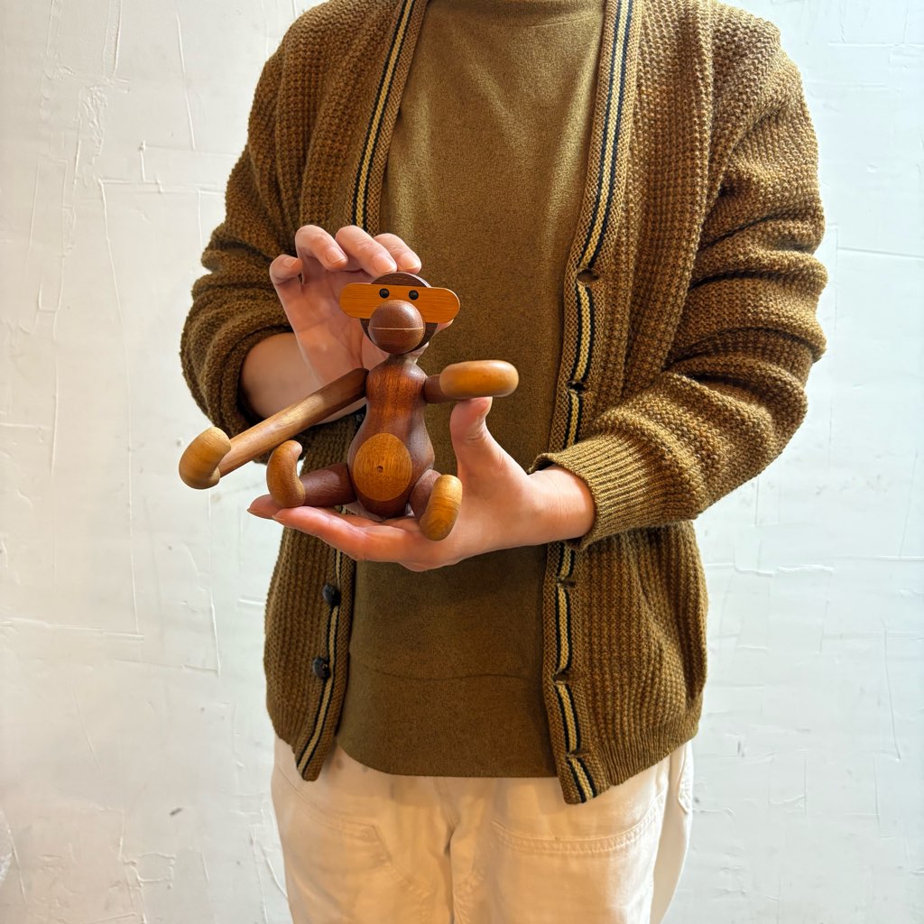 カイボイスンのモンキー　ミニ用　レザーベスト＆ネクタイ　デンマーク製　北欧 カイボイスンのモンキー ミニ用 レザーベスト＆ネクタイ デンマーク製 北欧