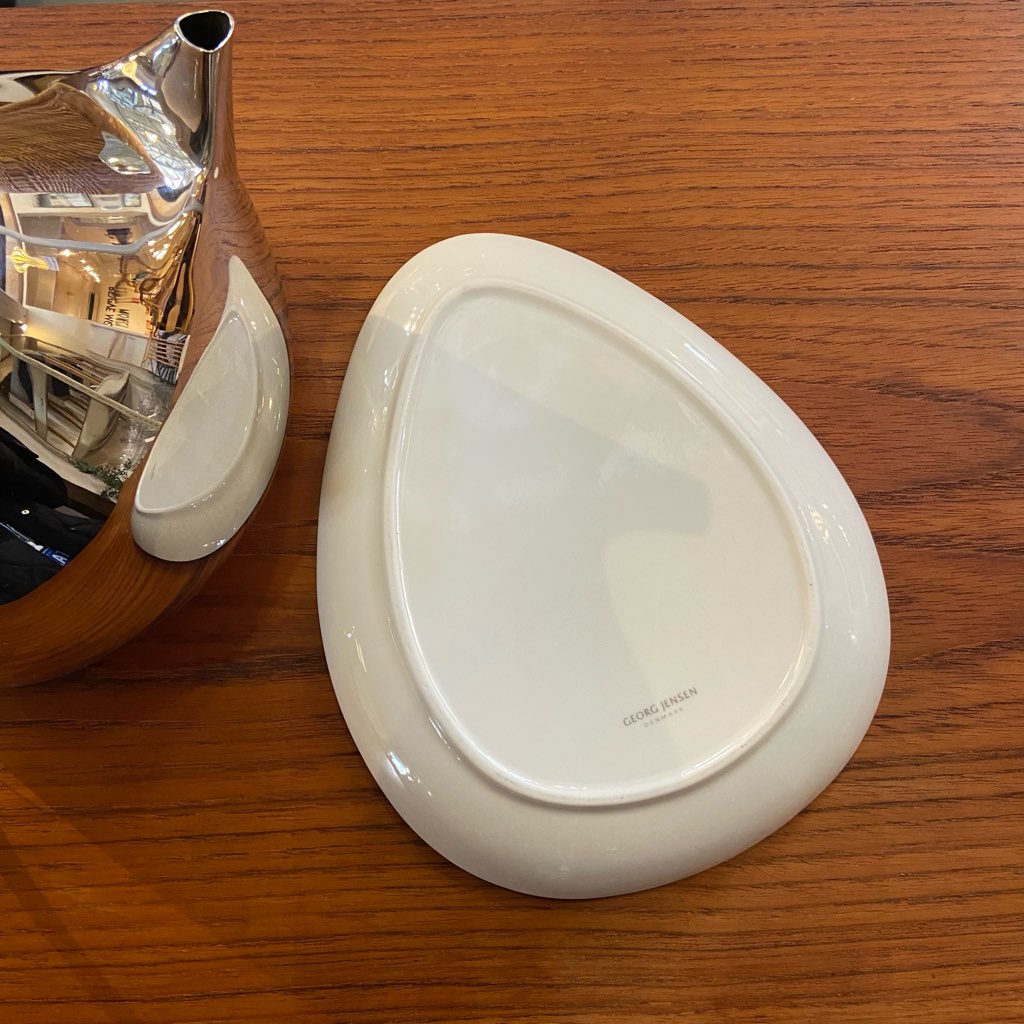 ジョージジェンセン / GEORG JENSEN ヘレナ ティーポット コースター付き  / HELENA TEAPOT WITH COASTER