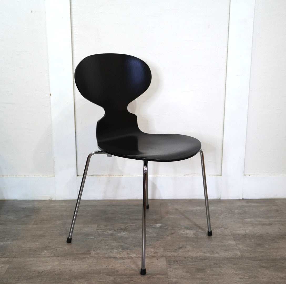 フリッツハンセン / FRITZ HANSEN アントチェア / antchair カラードアッシュ ブラック アルネ・ヤコブセン
