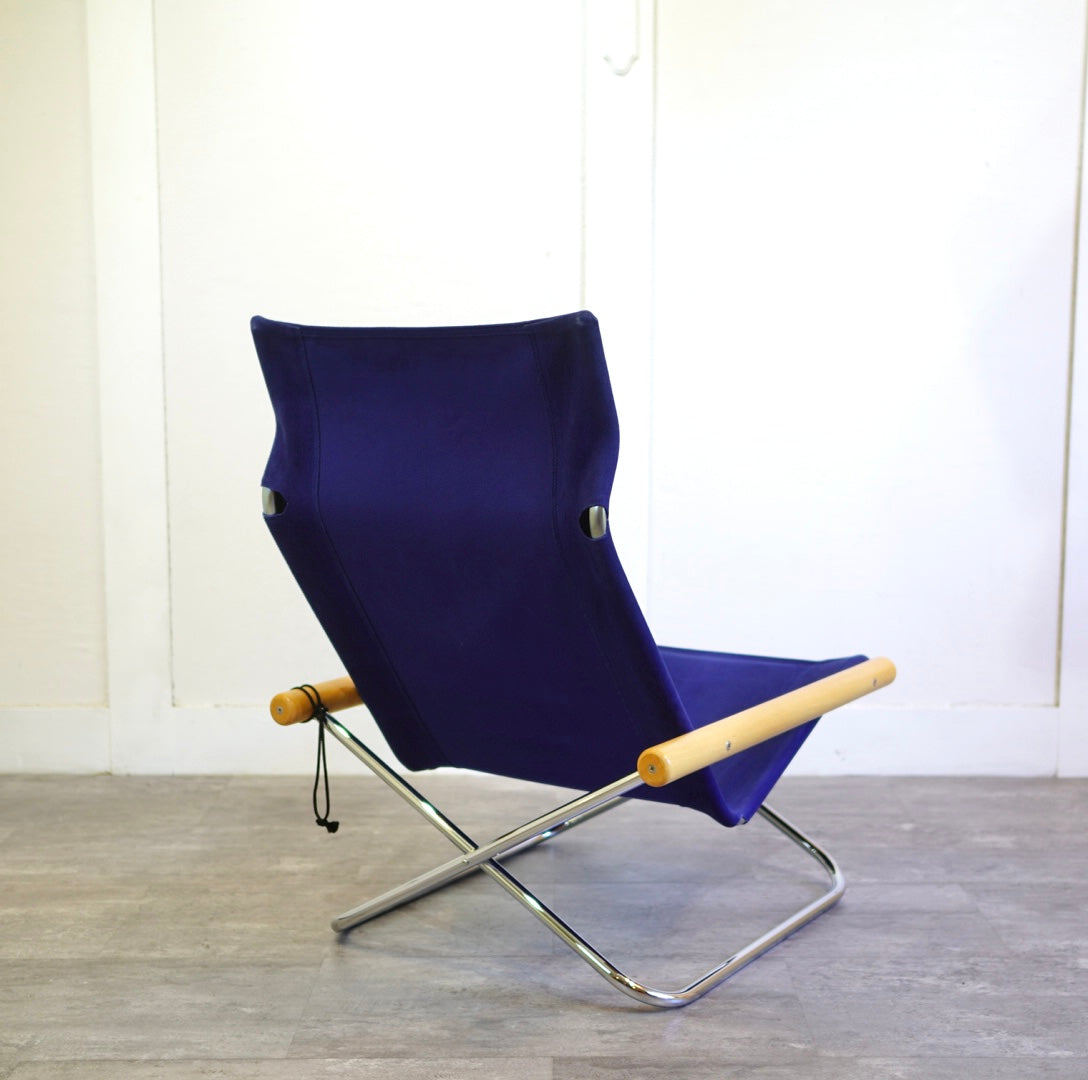 中古】ニイチェア ブルー Nychair 折り畳み可能 中古】ニイチェア