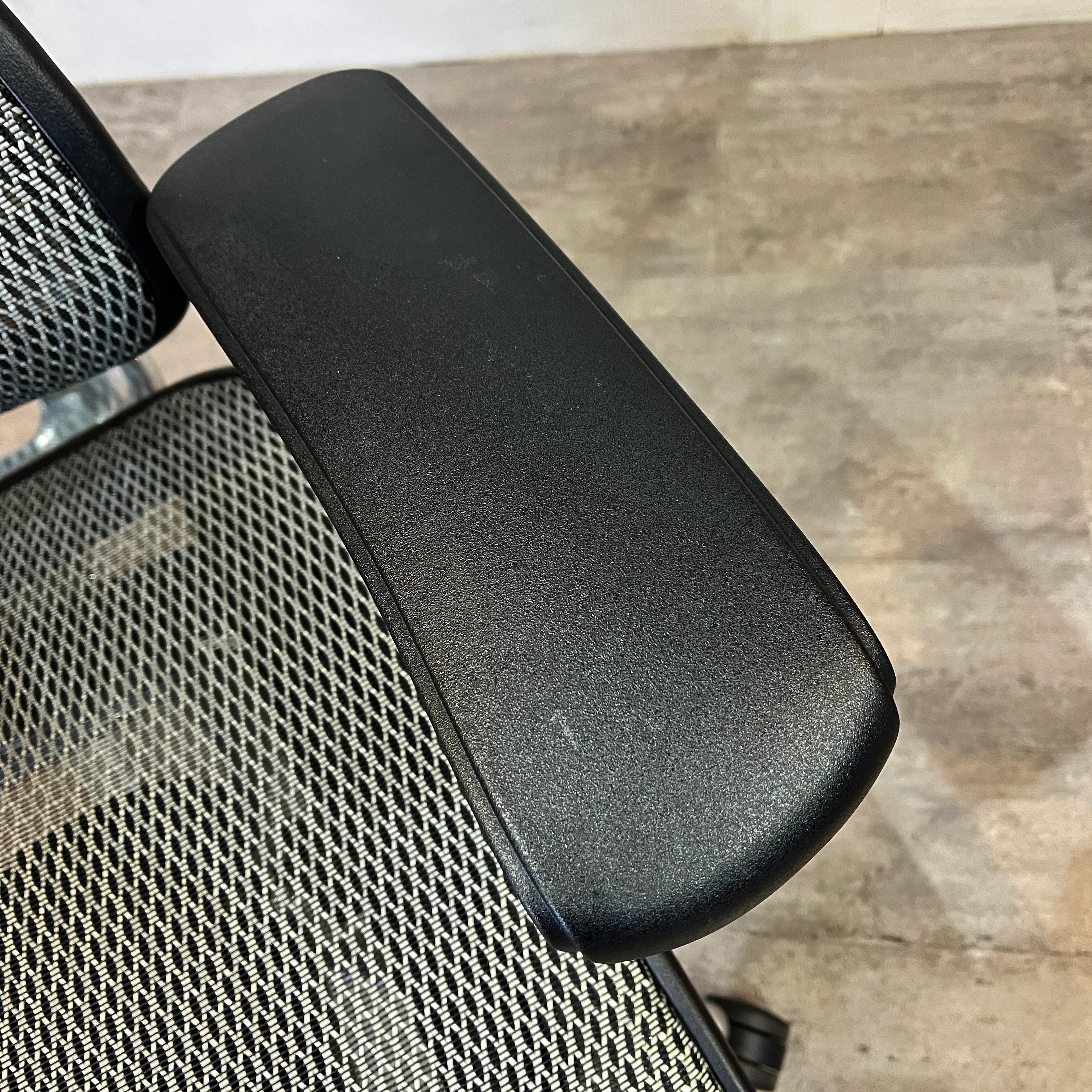 エルゴヒューマン / Ergohuman Basic デスクチェア ワークチェア ヘッドレスト付