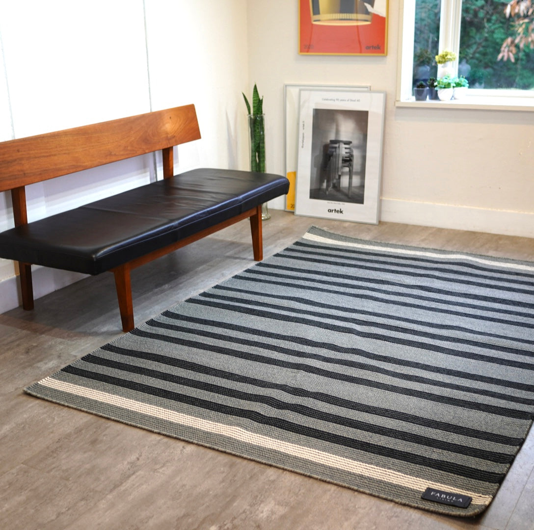 ファビュラ / FABULA フルール FLEUR ラグマット 絨毯 200×145 中古