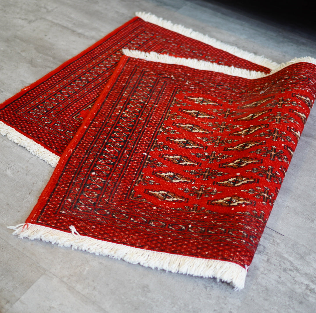 トライバルラグ  敷物 レッド  113×61 ラグマット