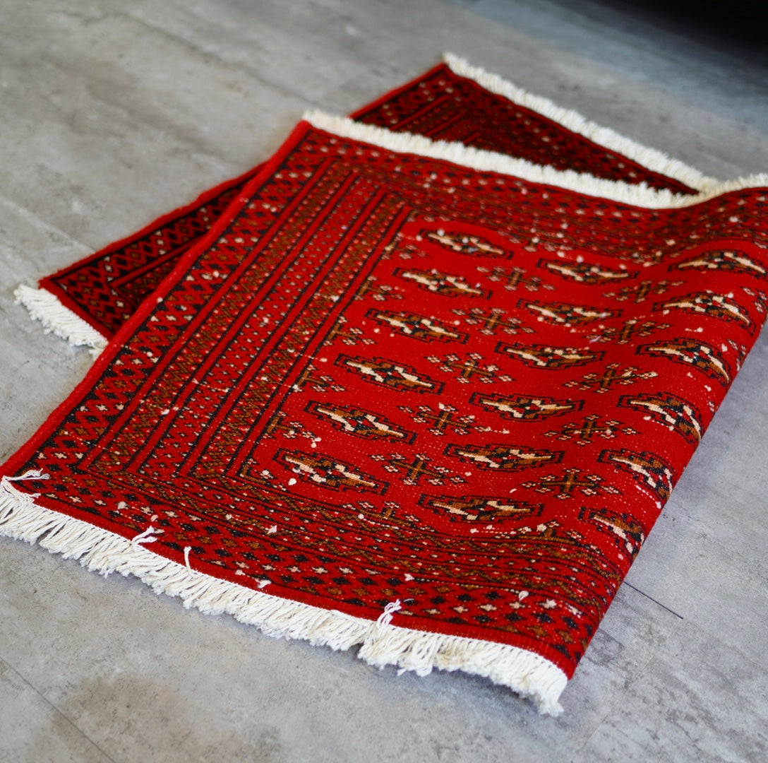 トライバルラグ  敷物 レッド  98×53 ラグマット