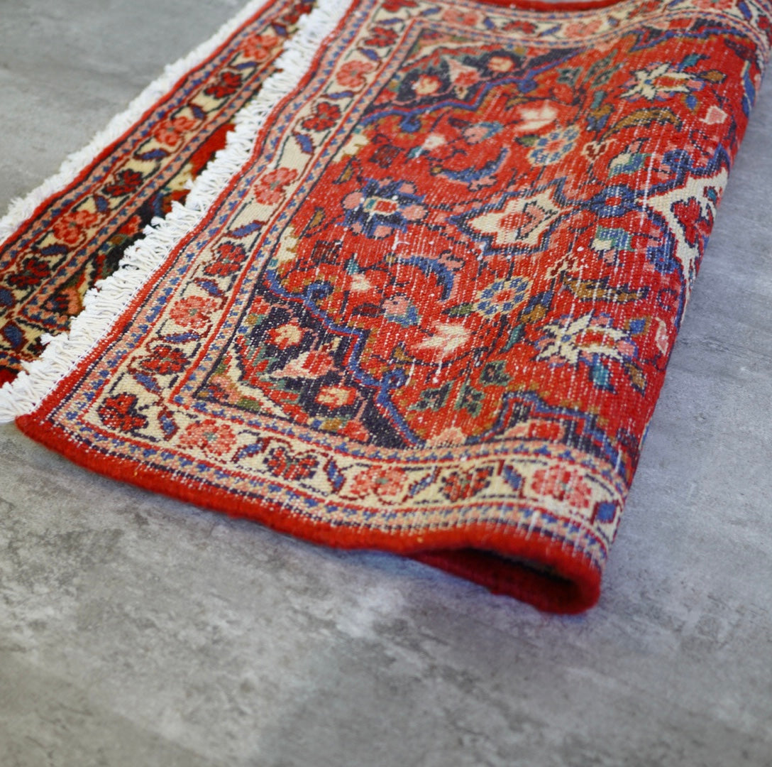 トライバルラグ  敷物 レッド  86×55 ラグマット