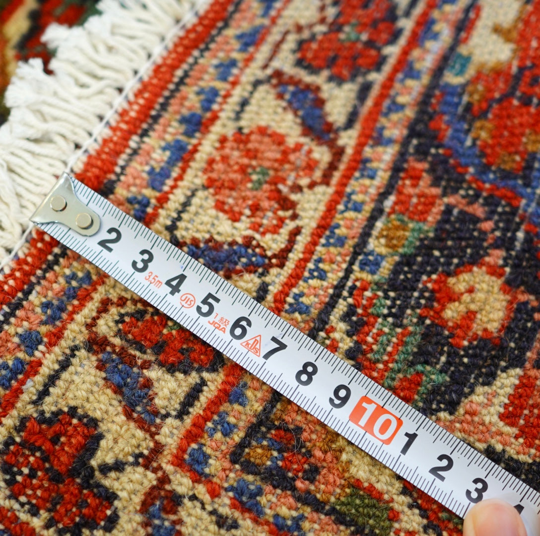 トライバルラグ  敷物 レッド  86×55 ラグマット