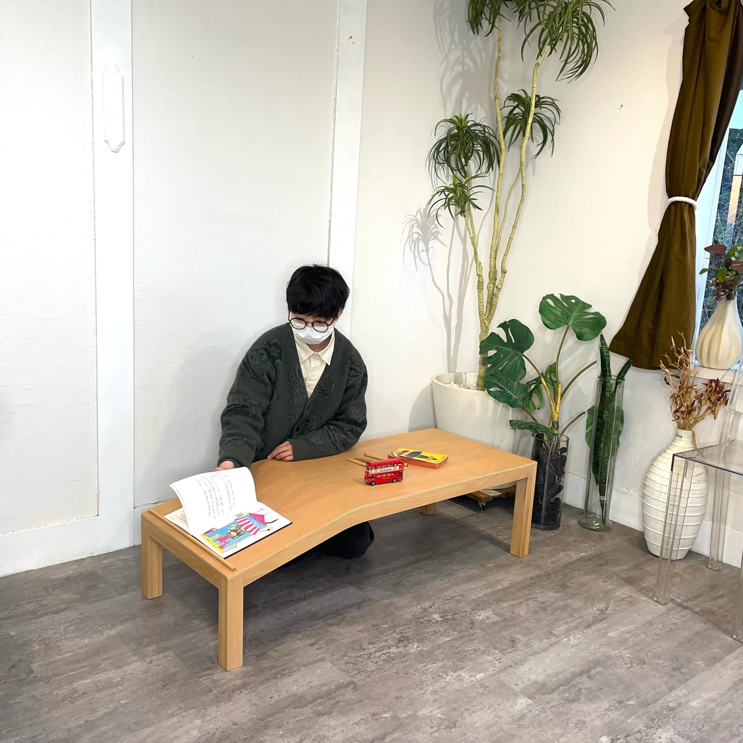 アクタス / ACTUS エホンななめテーブル ローテーブル 展示品 中古