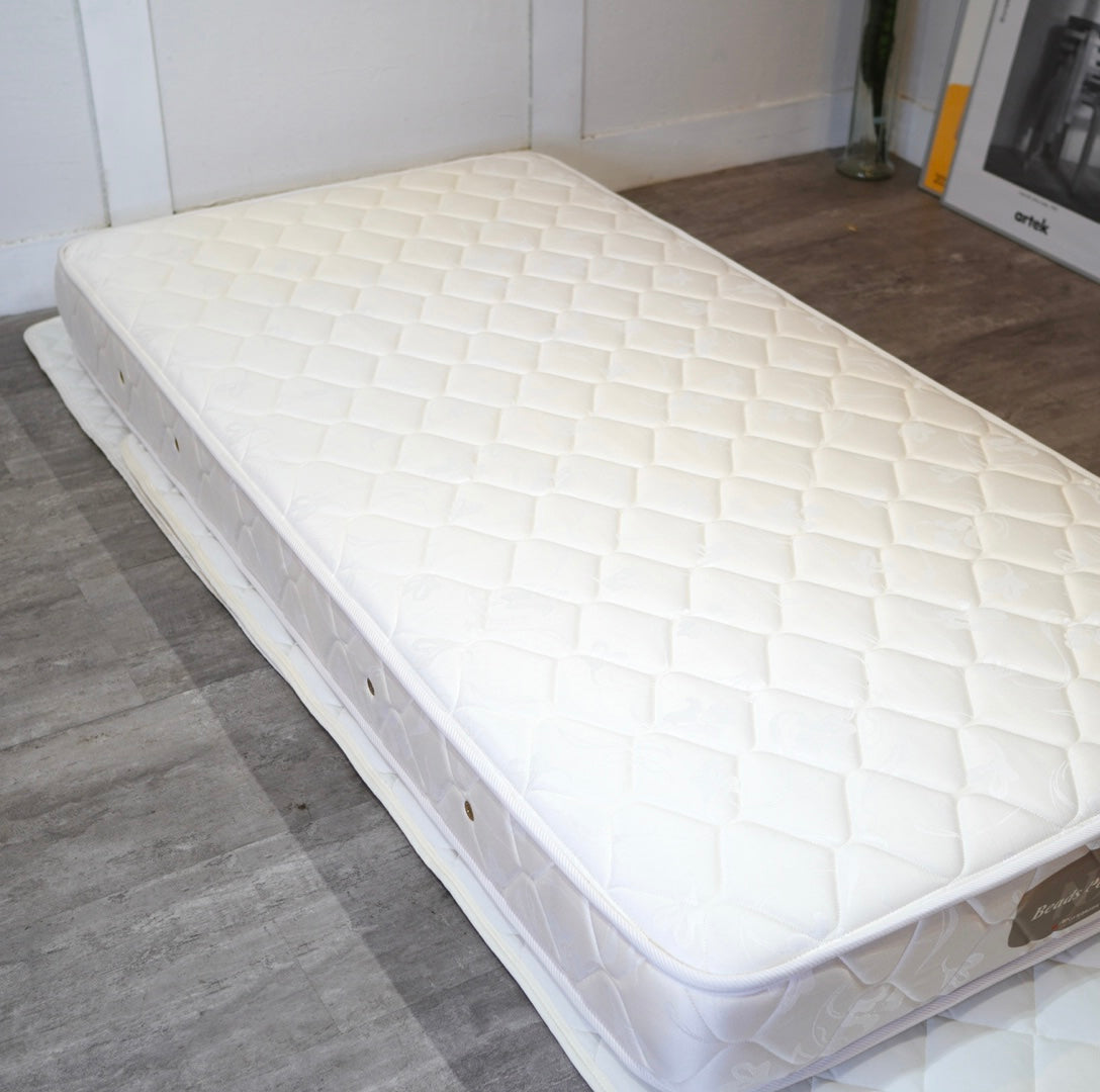 アデペシュ / a.depeche ソコフ / socph シングルベッド アイアン 中古