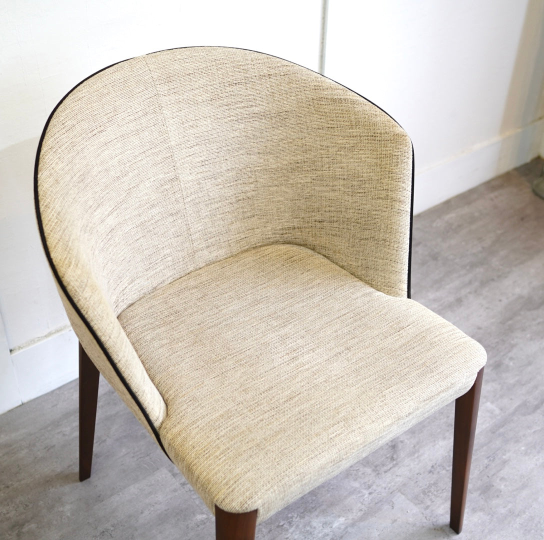 アルフレックス / arflex フルーテ ダイニングチェア 展示品 軽やか