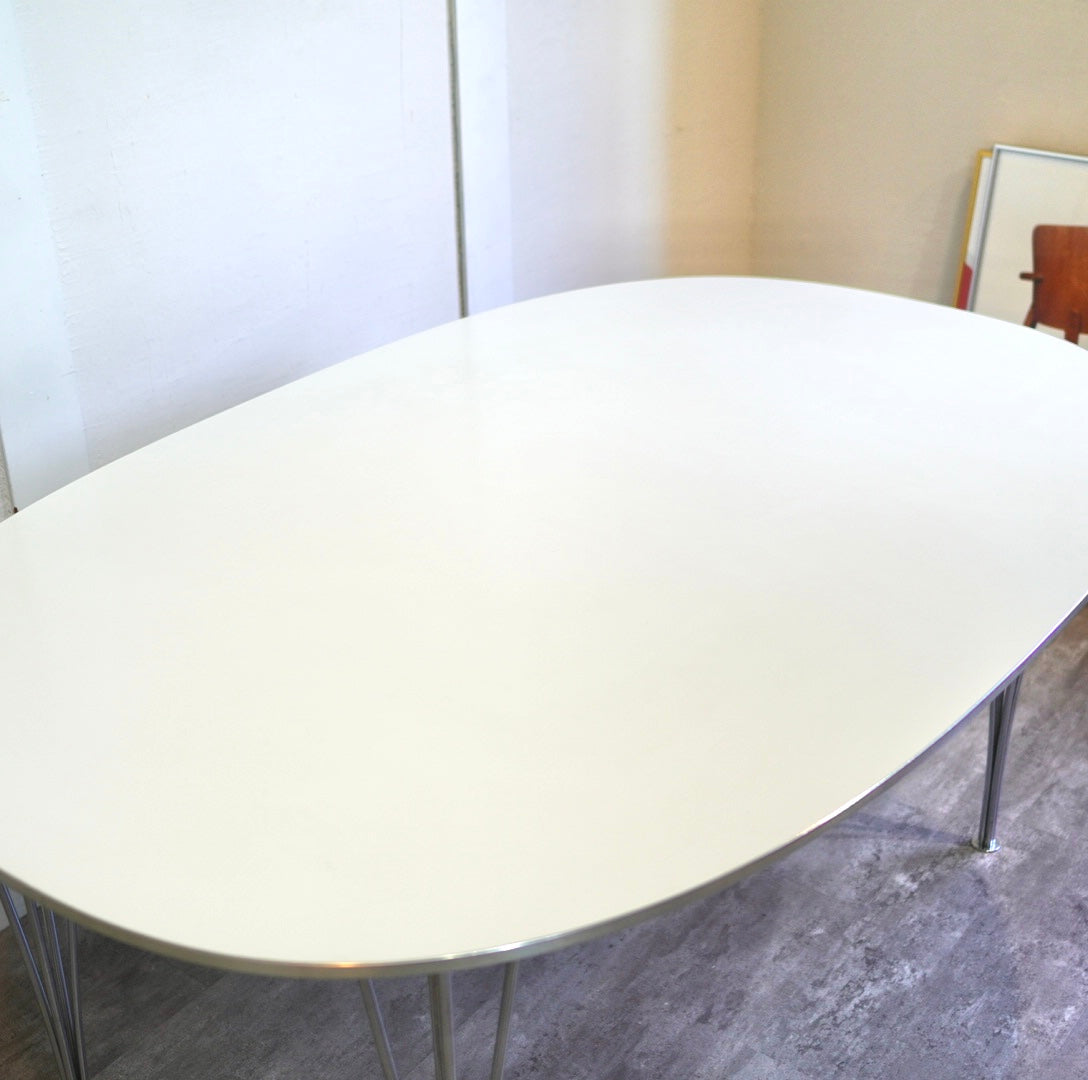 リッツハンセン / FRITZ HANSEN スーパー楕円テーブル Bテーブル
