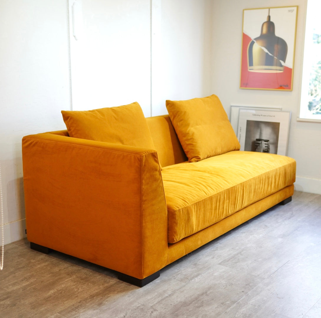 フクラ / HUKLA レジオ 右アームソファ W200