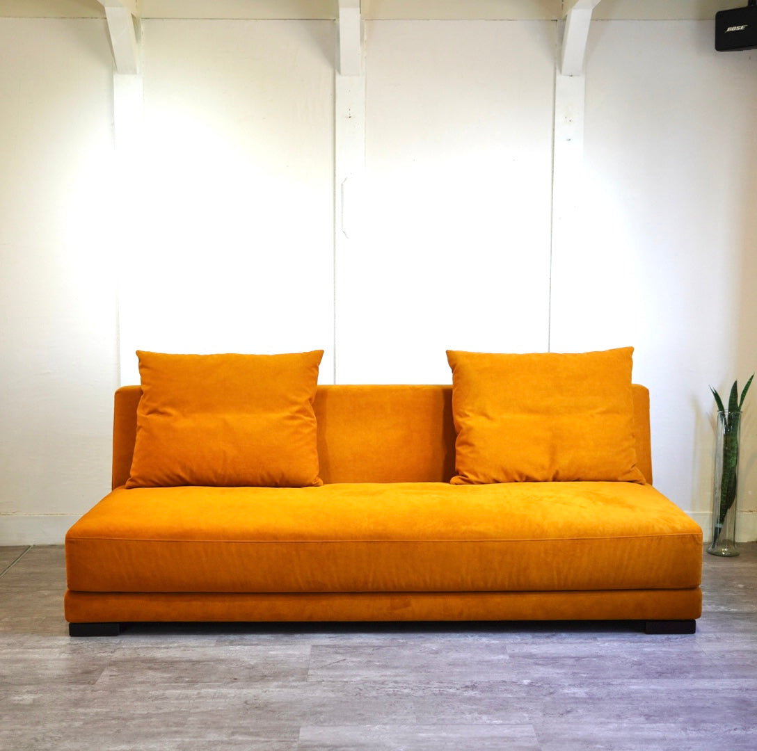 フクラ / HUKLA レジオ アームレスソファ