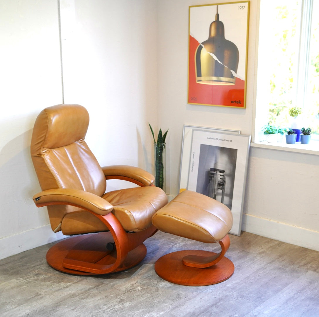 イエリアーダ / Hjellegjerde フィヨルド ウノ Cベースチェア フット