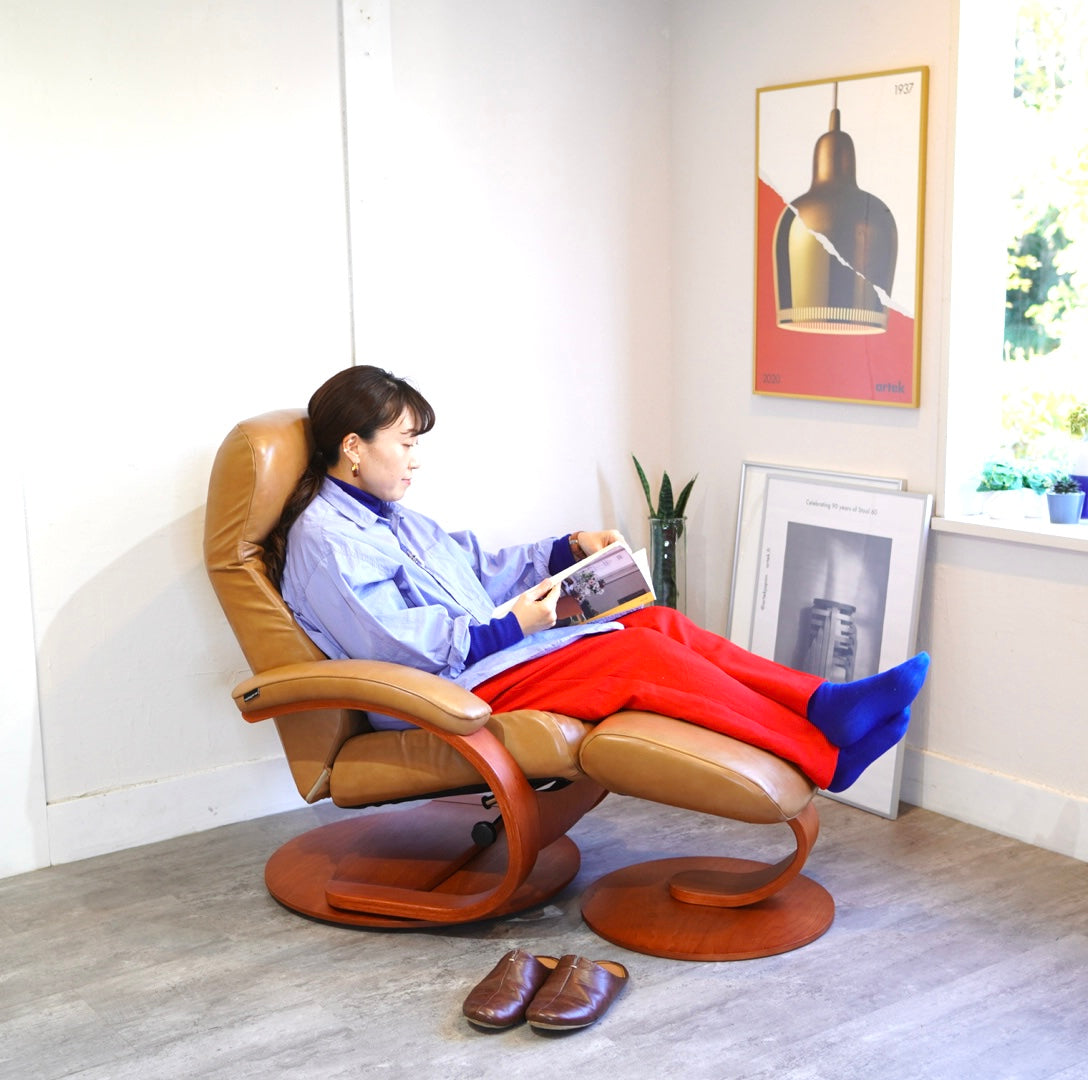 イエリアーダ / Hjellegjerde フィヨルド ウノ Cベースチェア フット