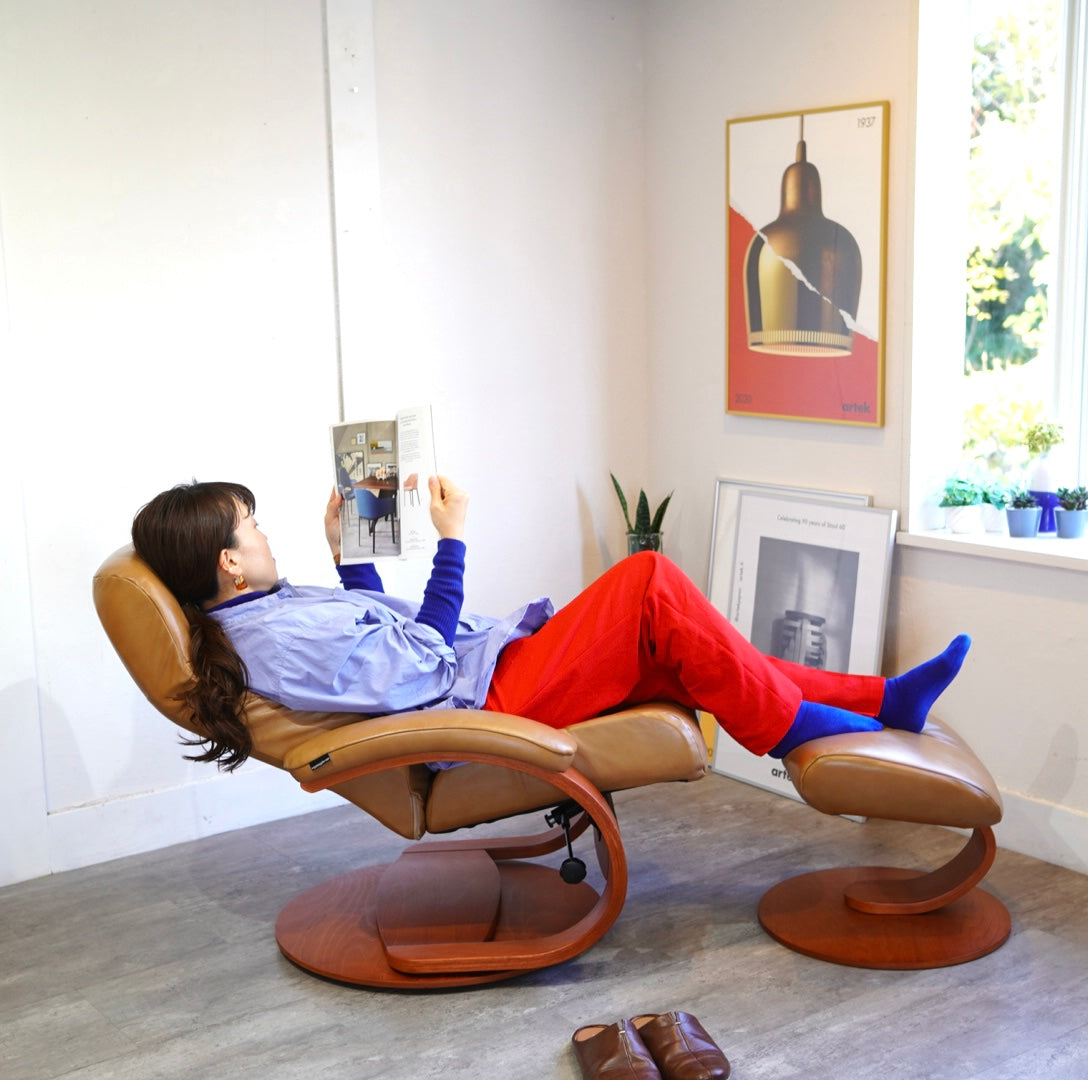 イエリアーダ / Hjellegjerde フィヨルド ウノ Cベースチェア フット