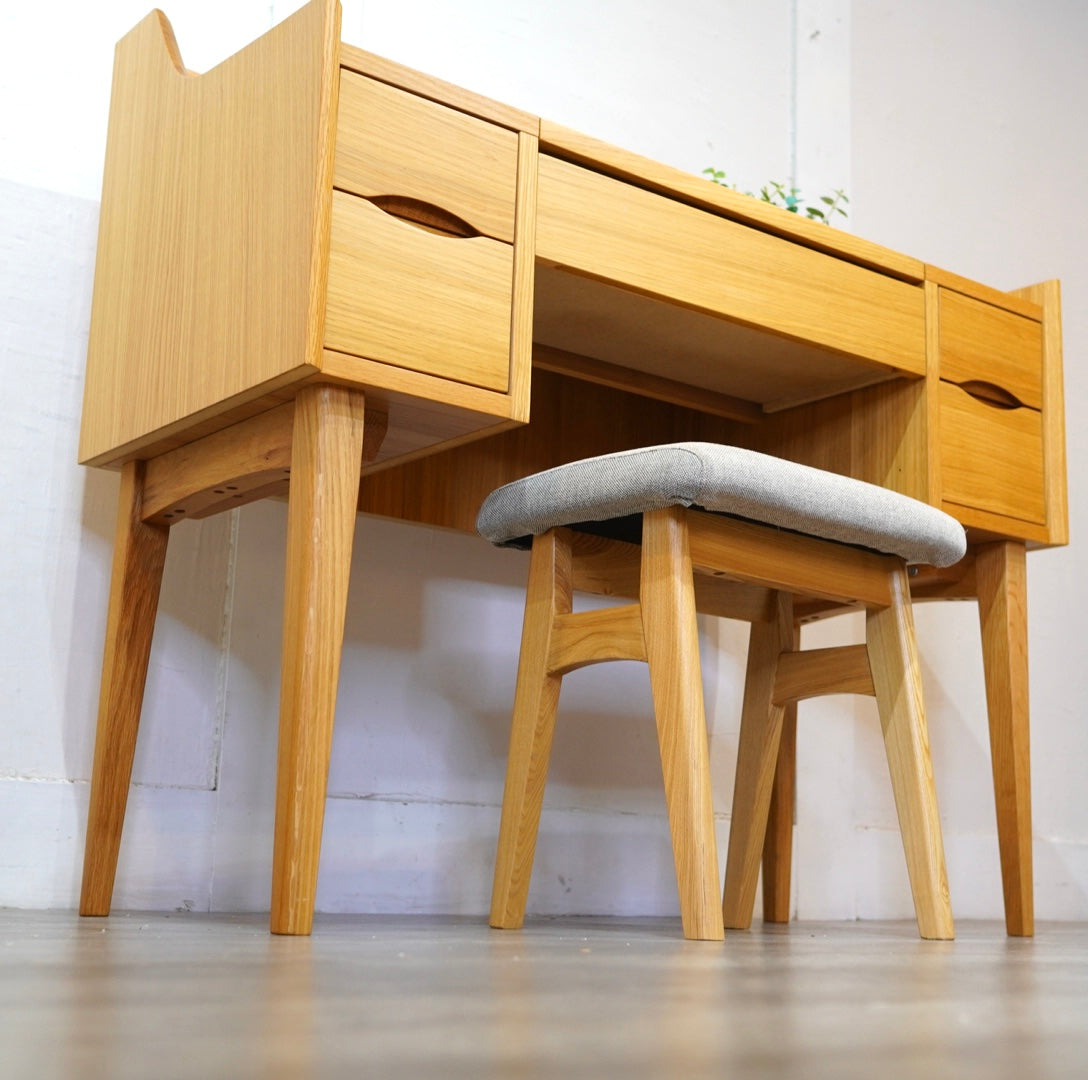 ウニコ / unico シグネ ドレッサー スツール付 デスク 一人暮らし 女性