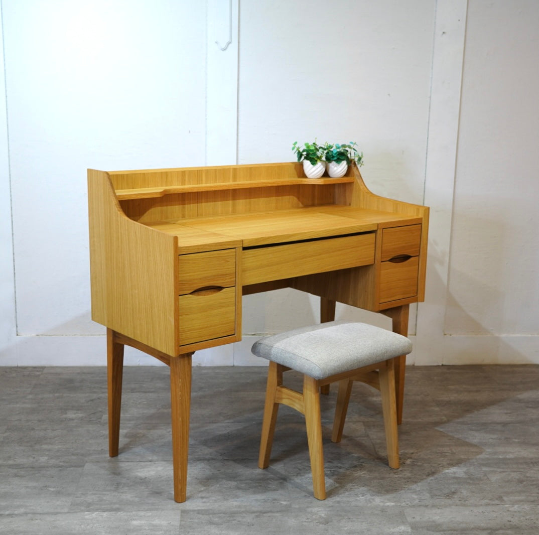 ウニコ / unico シグネ ドレッサー スツール付